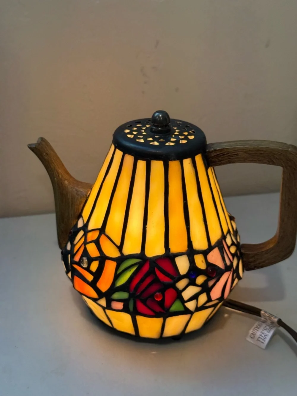 Vintage Tiffany Style Teapot Lamp Stained Glass Table Accent Lamp ~6.5”H Grandma
